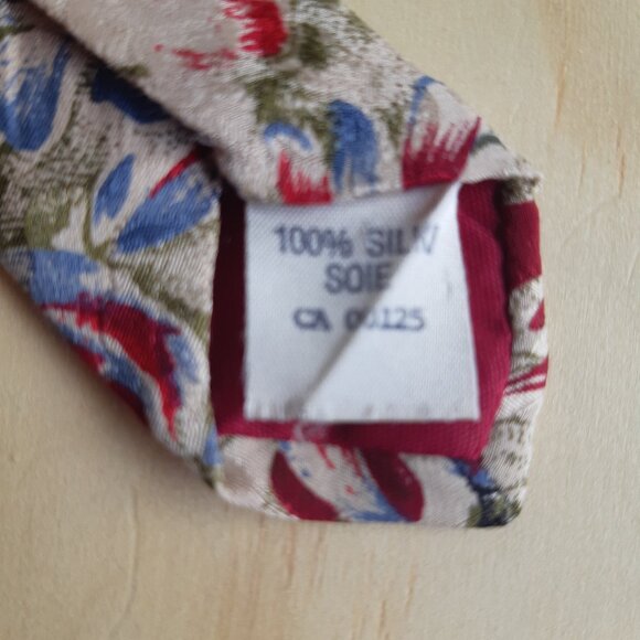 Tradizoni Silk Tie - Picture 7 of 7